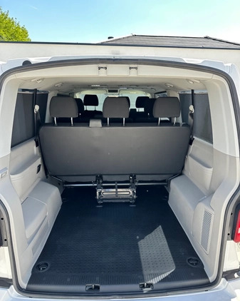 Volkswagen Caravelle cena 109400 przebieg: 198700, rok produkcji 2017 z Wrocław małe 92